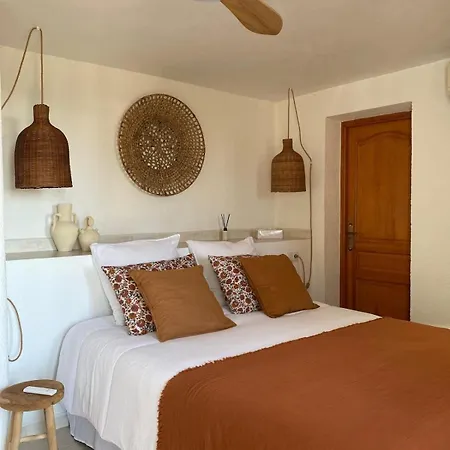 Beautiful With Splendid View And Private Pool *