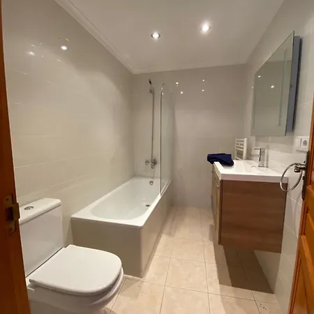 Beautiful With Splendid View And Private Pool Daire